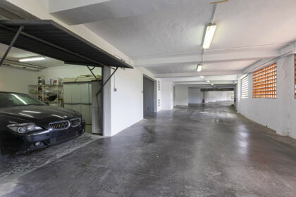 74377c94d9ec2b12616c8f2503eb7de0 - 50