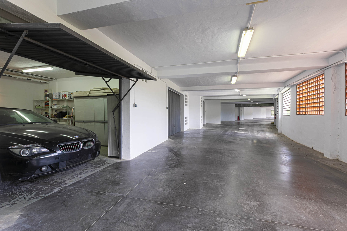 74377c94d9ec2b12616c8f2503eb7de0 - 50