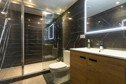 74377c94d9ec2b12616c8f2503eb7de0 - 52