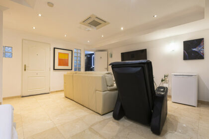 74377c94d9ec2b12616c8f2503eb7de0 - 55