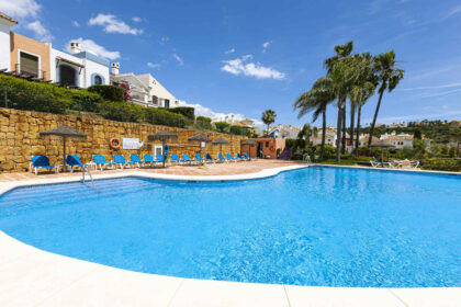 74377c94d9ec2b12616c8f2503eb7de0 - 9