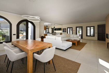 743de66318d7e8d29fceb6c6e0f2891d - 9