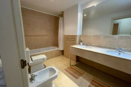 7446f1aa6879ba94f4792c86bc400b68 - 8