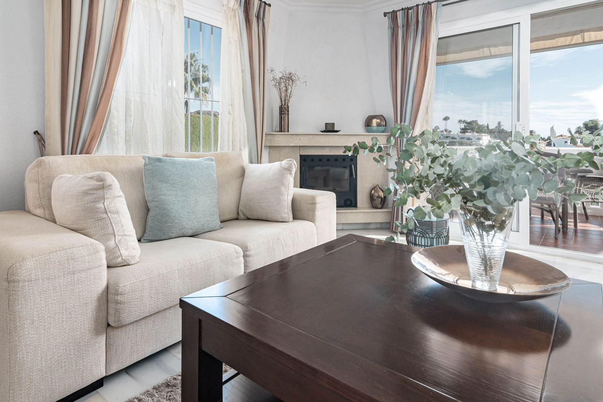 744cecb66bb08cae3bb67b4eafad14e4 - 10