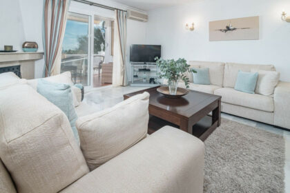 744cecb66bb08cae3bb67b4eafad14e4 - 12