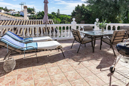 744cecb66bb08cae3bb67b4eafad14e4 - 43