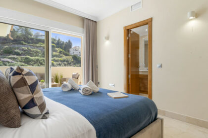 74aa90f85ff5b6d56fce126e96d29c28 - 14