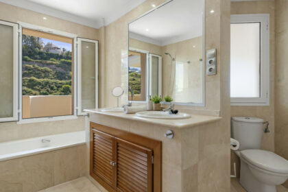 74aa90f85ff5b6d56fce126e96d29c28 - 15