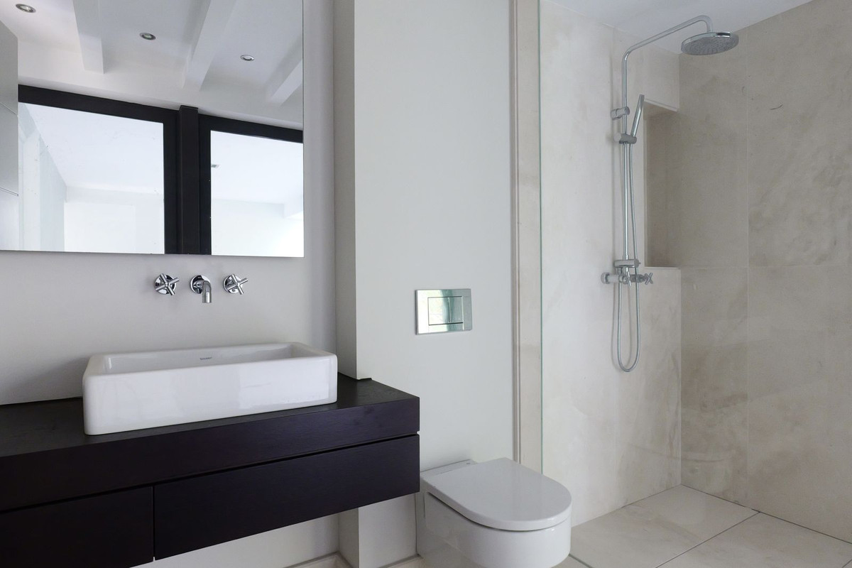 74ec834098689b51f6f100eea1ad485c - 14