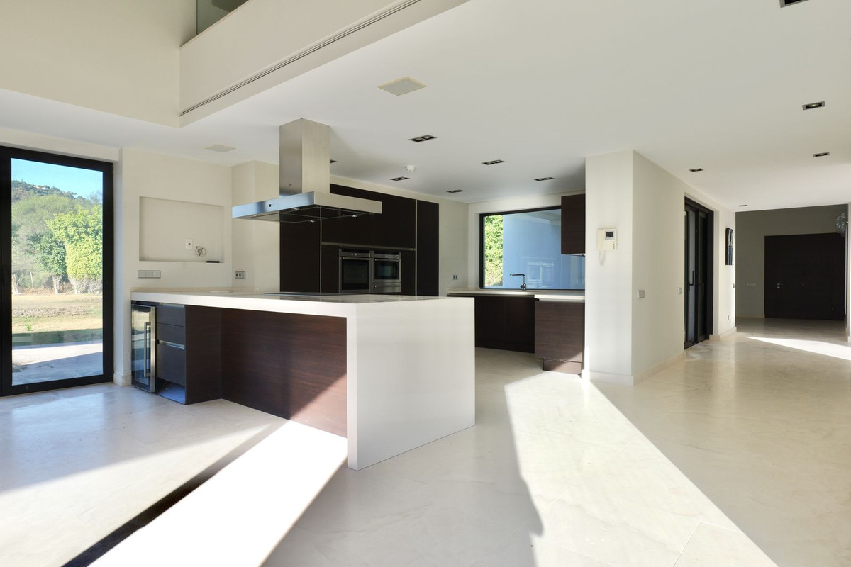 74ec834098689b51f6f100eea1ad485c - 27