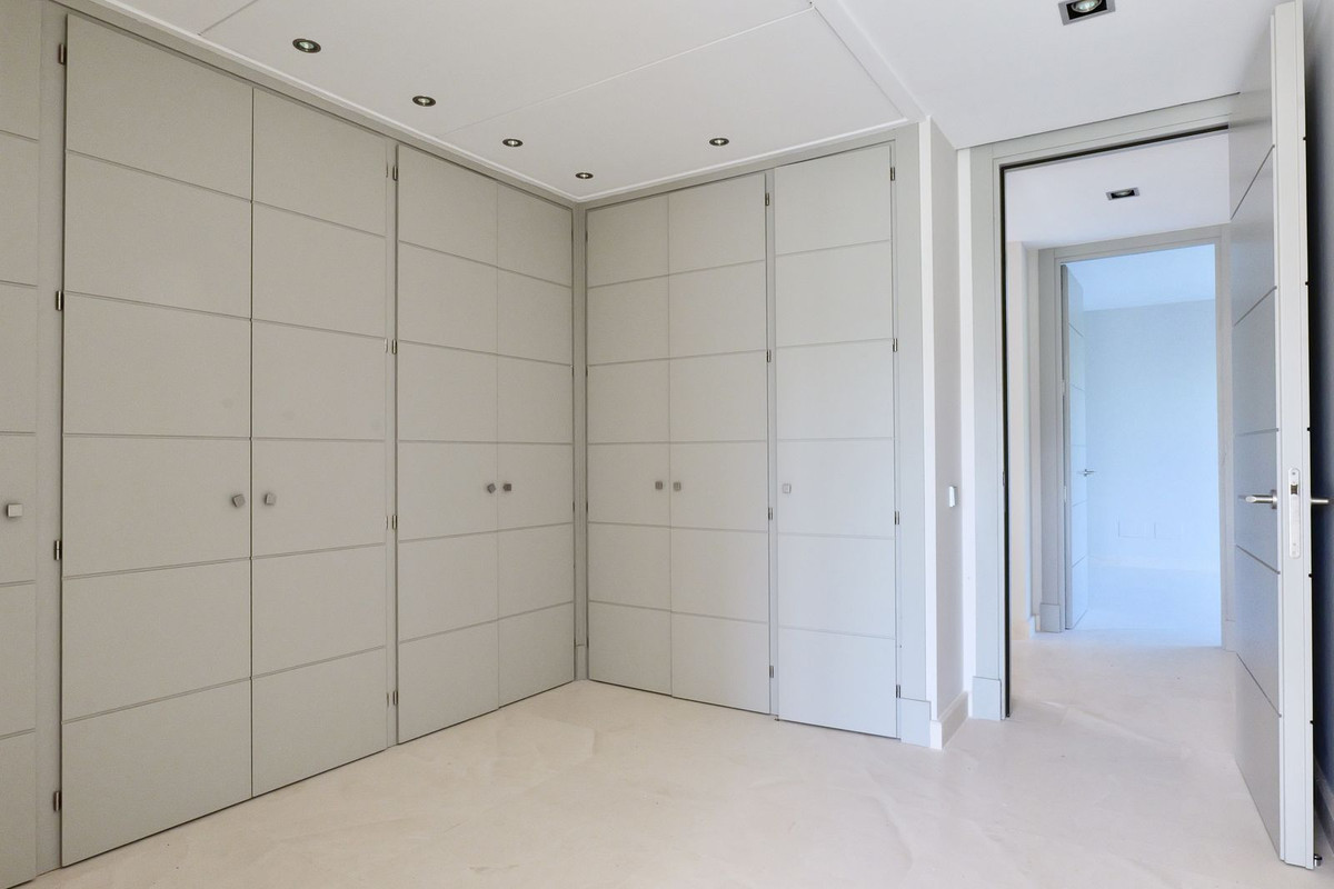 74ec834098689b51f6f100eea1ad485c - 37