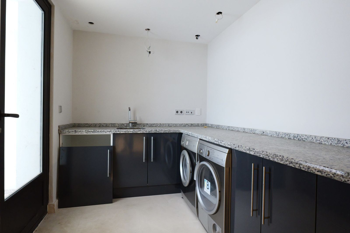 74ec834098689b51f6f100eea1ad485c - 51