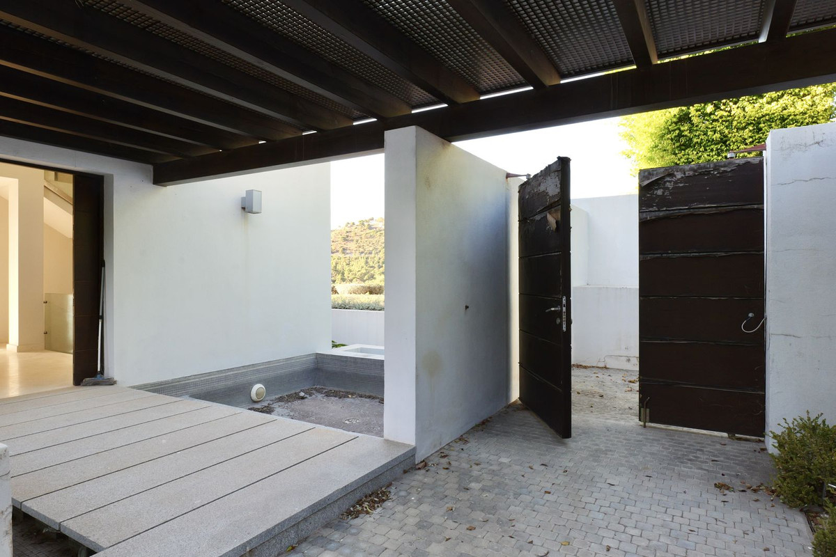 74ec834098689b51f6f100eea1ad485c - 63