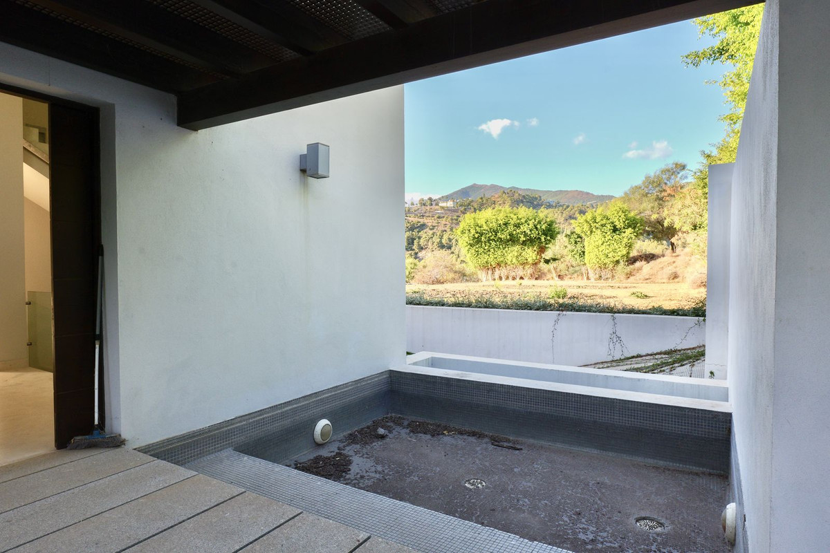 74ec834098689b51f6f100eea1ad485c - 66