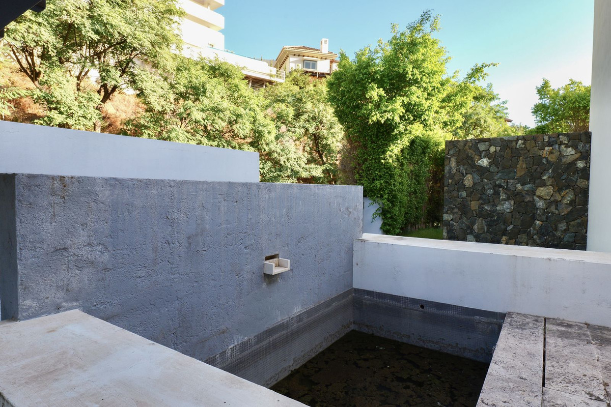 74ec834098689b51f6f100eea1ad485c - 67