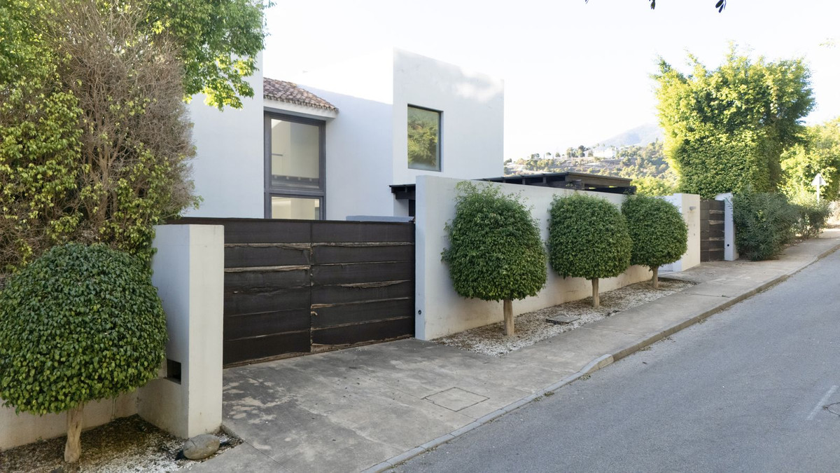 74ec834098689b51f6f100eea1ad485c - 9