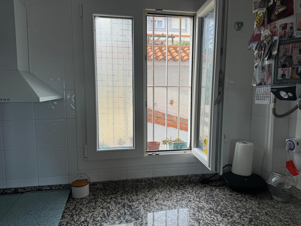 752fda39705c1168d110848691bb263f - 14