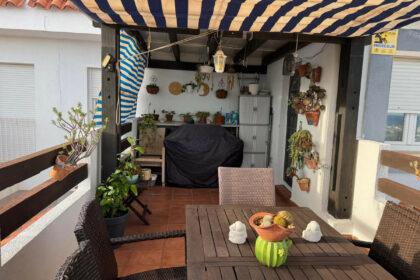 752fda39705c1168d110848691bb263f - 7