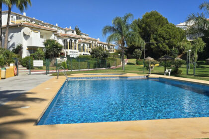 7592f85c4f4bd3e83b476675dcad19f9 - 18