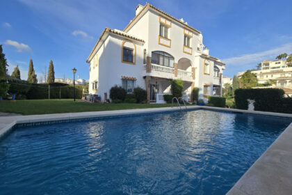 75d89ede1384f3a0eb06797e514ed62c - 1