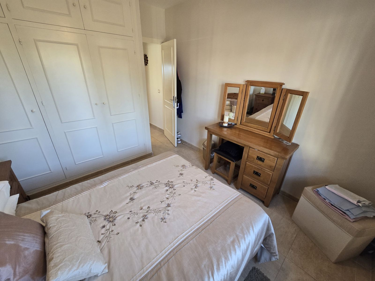 75d89ede1384f3a0eb06797e514ed62c - 20