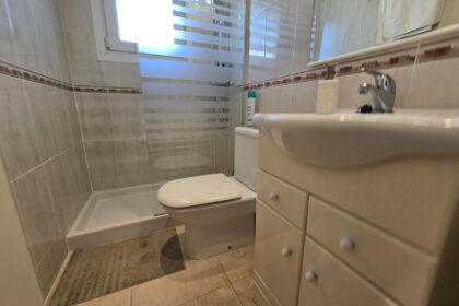 75d89ede1384f3a0eb06797e514ed62c - 23