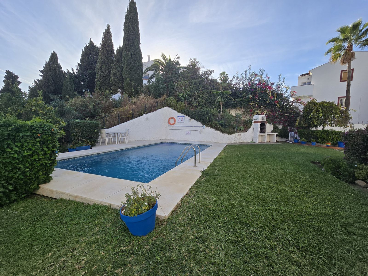 75d89ede1384f3a0eb06797e514ed62c - 26