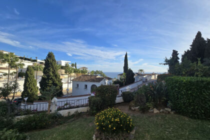 75d89ede1384f3a0eb06797e514ed62c - 27