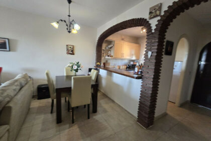 75d89ede1384f3a0eb06797e514ed62c - 9