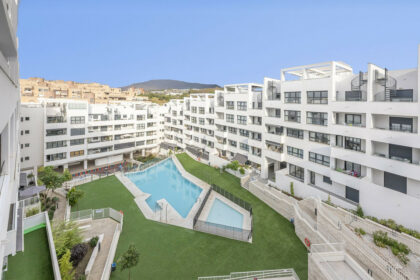 768533c434003bd7746615435e1ec6c8 - 23