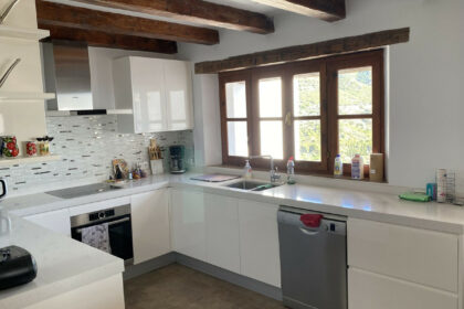 77b55048301e2466b132d5c592f7b1d3 - 10