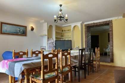 77fdfd9cdb8e303532617cec73e04f92 - 31