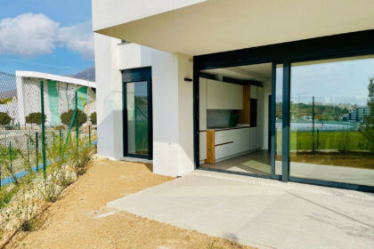 7816752ec093c9c3198207da09b9bfe5 - 24