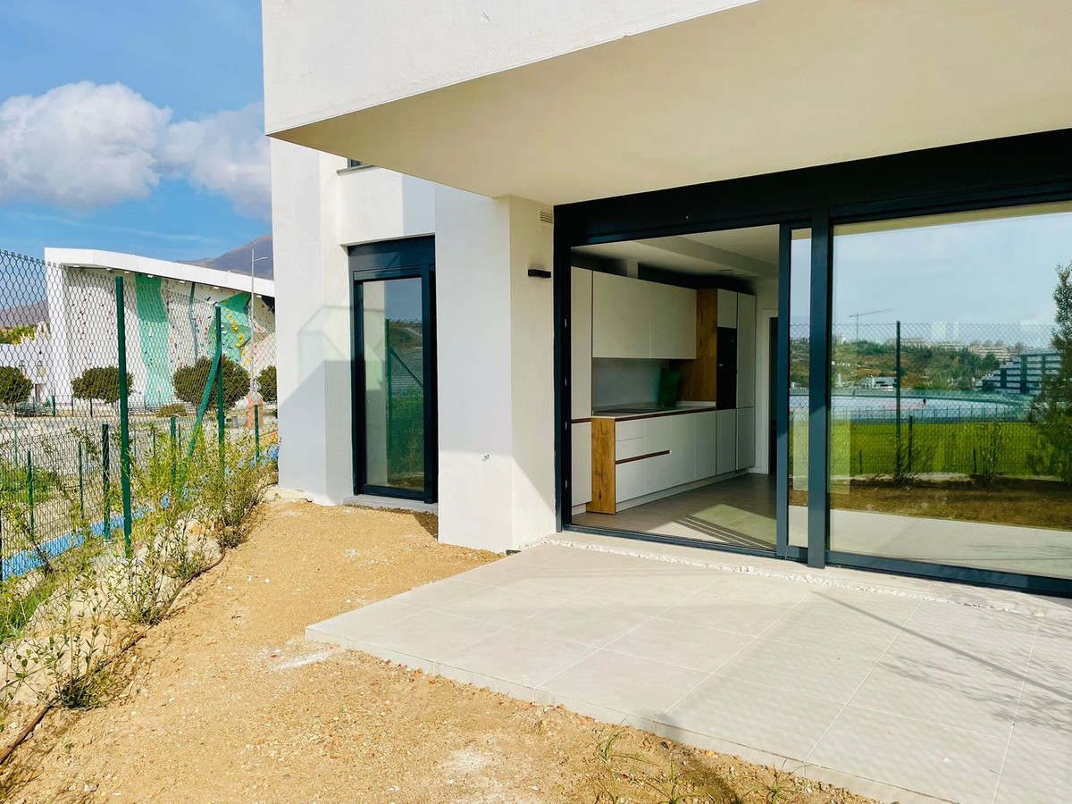 7816752ec093c9c3198207da09b9bfe5 - 24