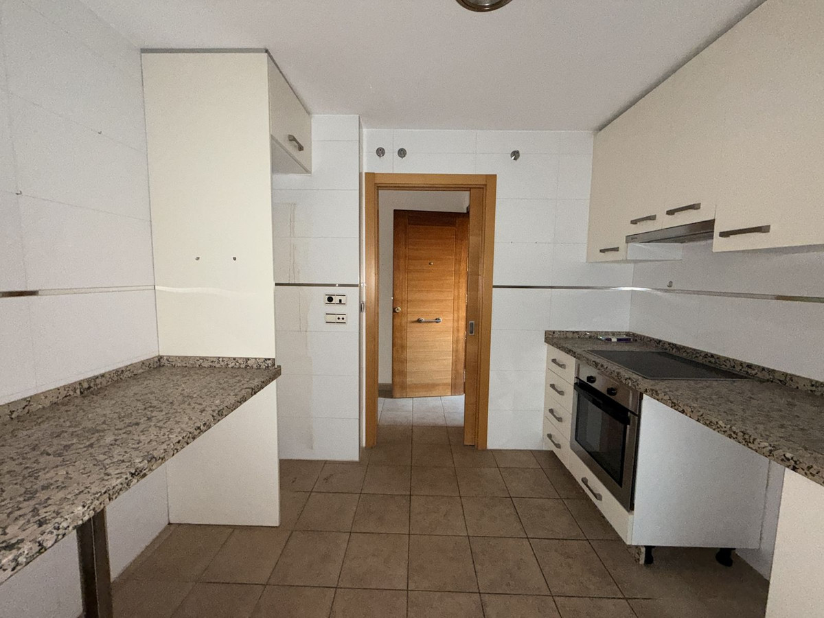 796eaf1c5a4cf98f8236e8c8a52a9546 - 14