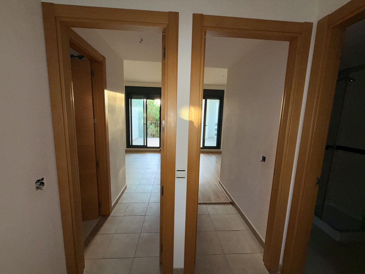 796eaf1c5a4cf98f8236e8c8a52a9546 - 22