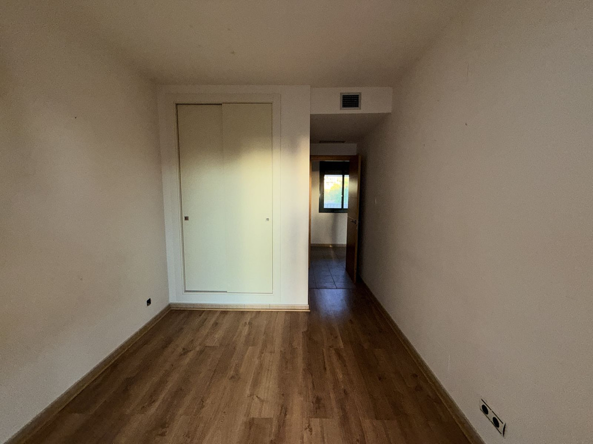 796eaf1c5a4cf98f8236e8c8a52a9546 - 27