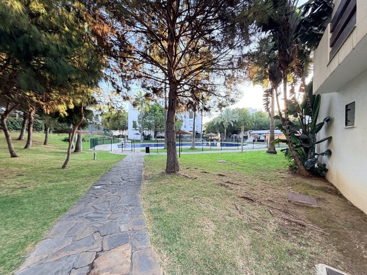 796eaf1c5a4cf98f8236e8c8a52a9546 - 41