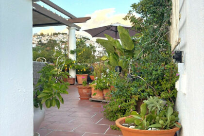 79d76cc36e8c2552a47f9a22019a12c1 - 107