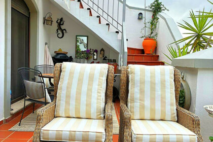 79d76cc36e8c2552a47f9a22019a12c1 - 51