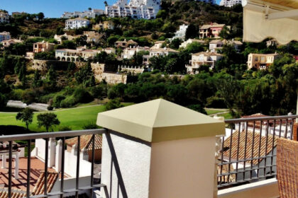 79d76cc36e8c2552a47f9a22019a12c1 - 52