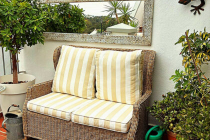 79d76cc36e8c2552a47f9a22019a12c1 - 93