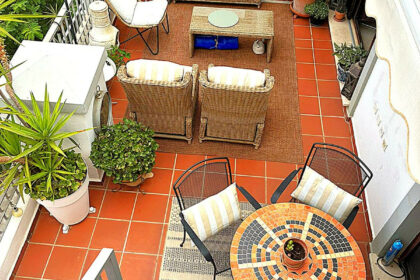 79d76cc36e8c2552a47f9a22019a12c1 - 94