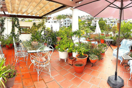 79d76cc36e8c2552a47f9a22019a12c1 - 96