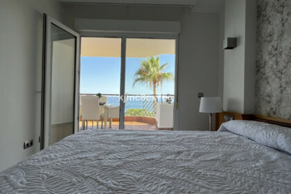 7aa52a33f0f6d91d6201f0047fc83a8b - 14