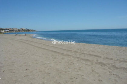 7aa52a33f0f6d91d6201f0047fc83a8b - 27