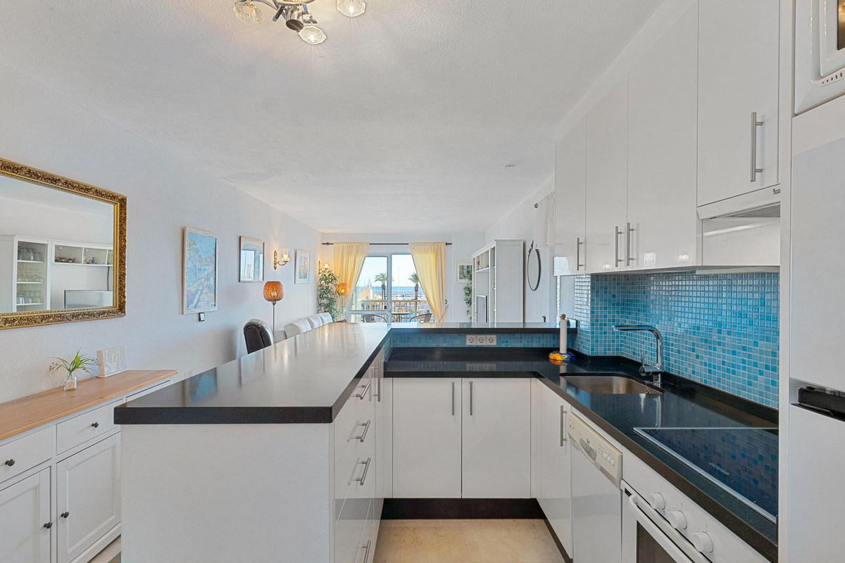 7afc1802afe0a68a33978b0712b0a9f1 - 10