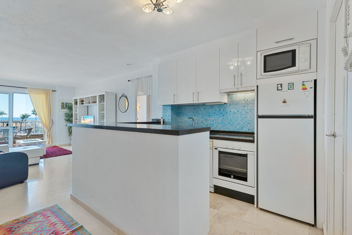 7afc1802afe0a68a33978b0712b0a9f1 - 9