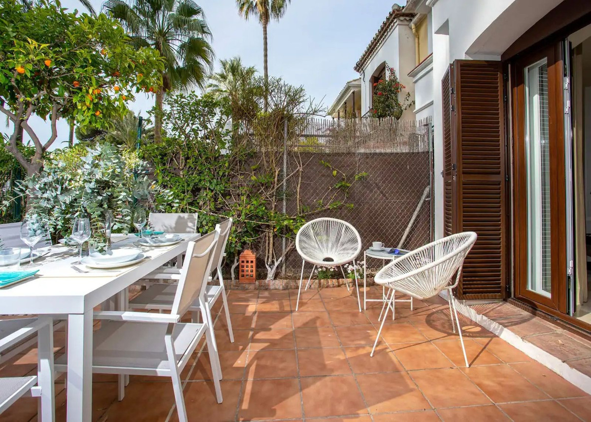 7b263c64d2d0a8c56a9b29f55a10f5fa - 19