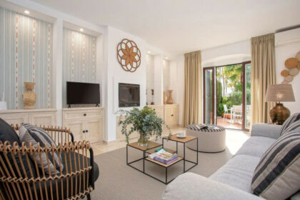 7b263c64d2d0a8c56a9b29f55a10f5fa - 2